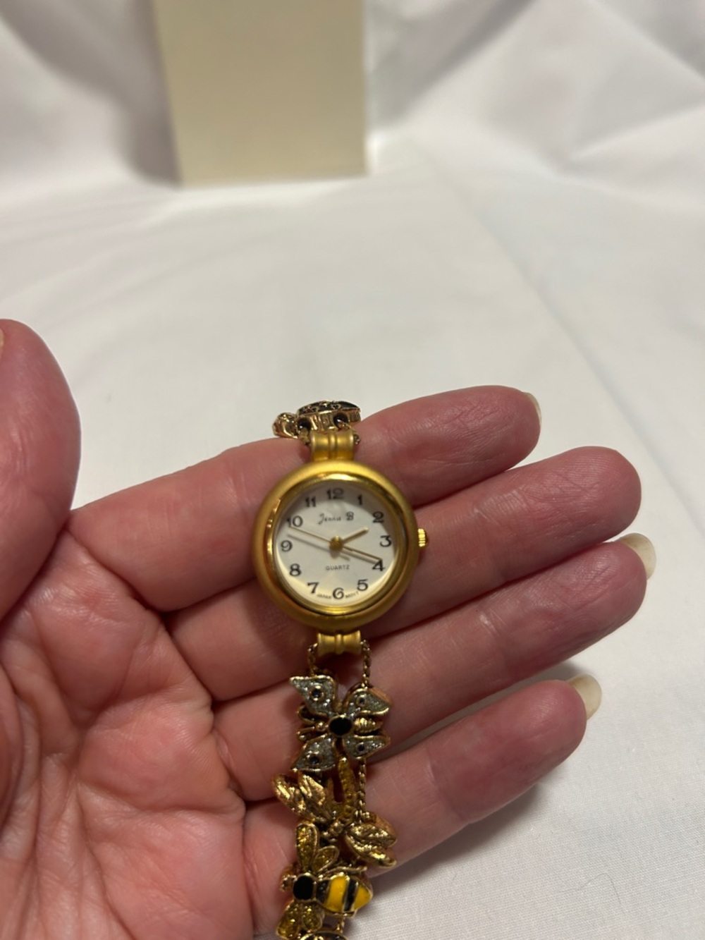 Avon Gold-Tone Floral Link Bracelet Watch with White Dial - Picture 3 of 4